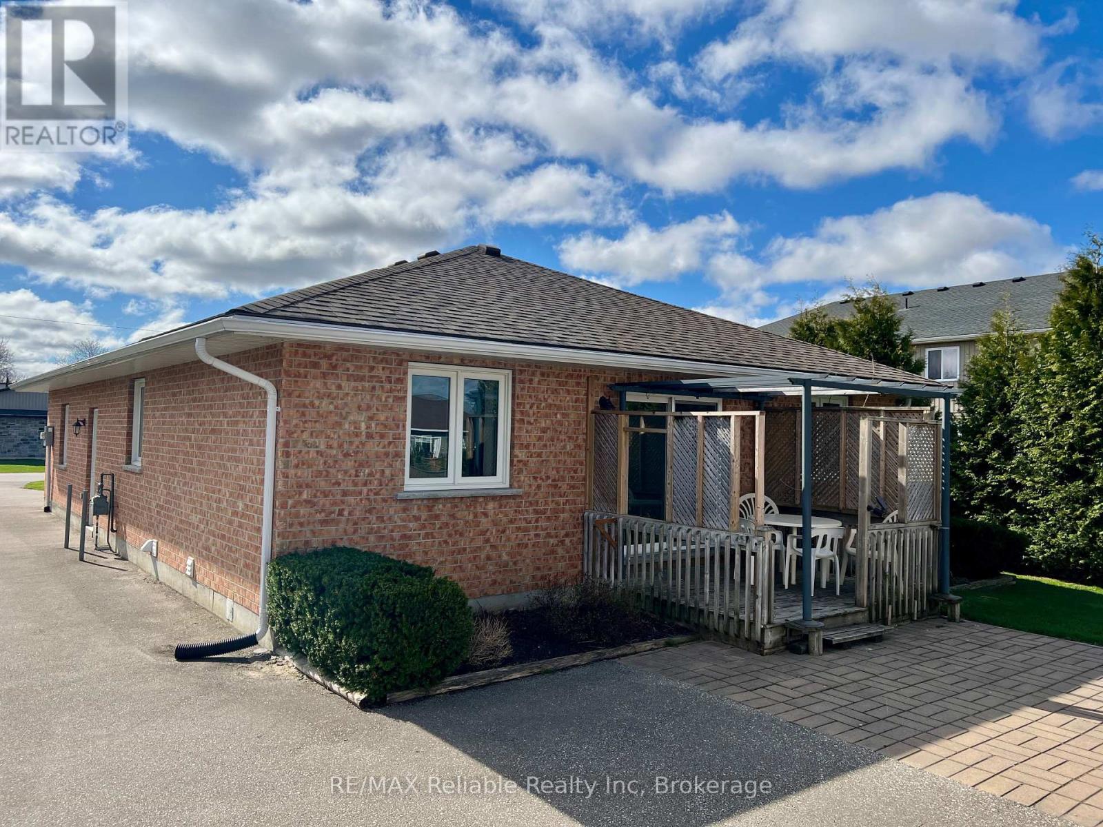 75 Ord Street, Huron East, Ontario  N0K 1W0 - Photo 34 - X12098140