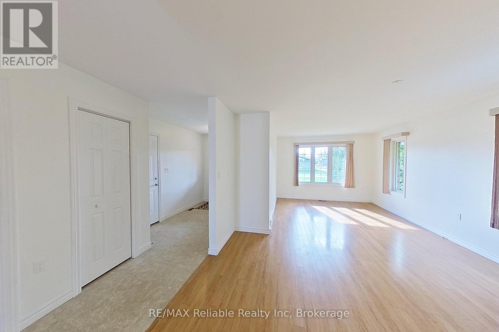 75 Ord Street, Huron East, Ontario  N0K 1W0 - Photo 6 - X12098140