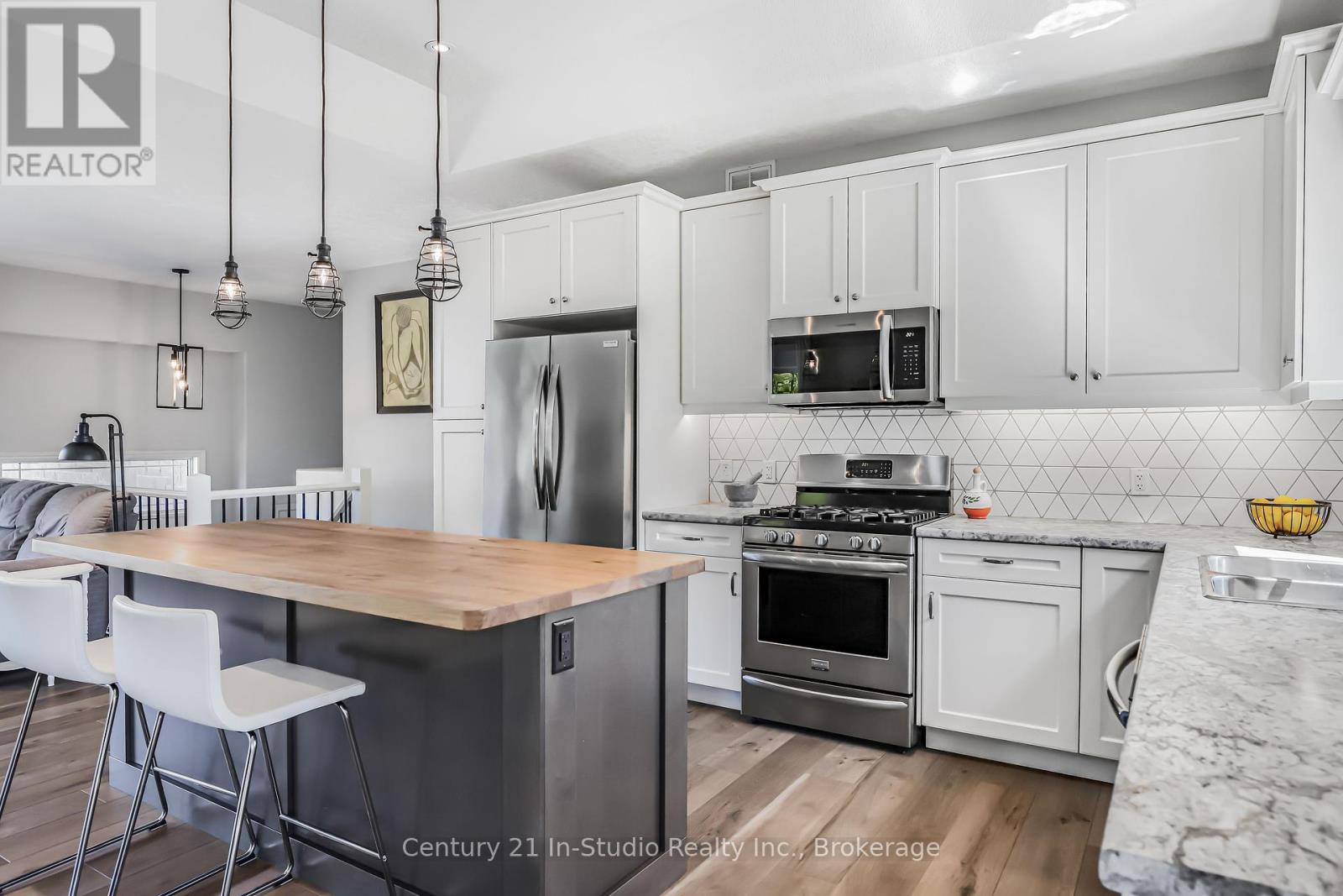202 Meredith Way, Chatsworth, Ontario  N0H 1G0 - Photo 24 - X12098166