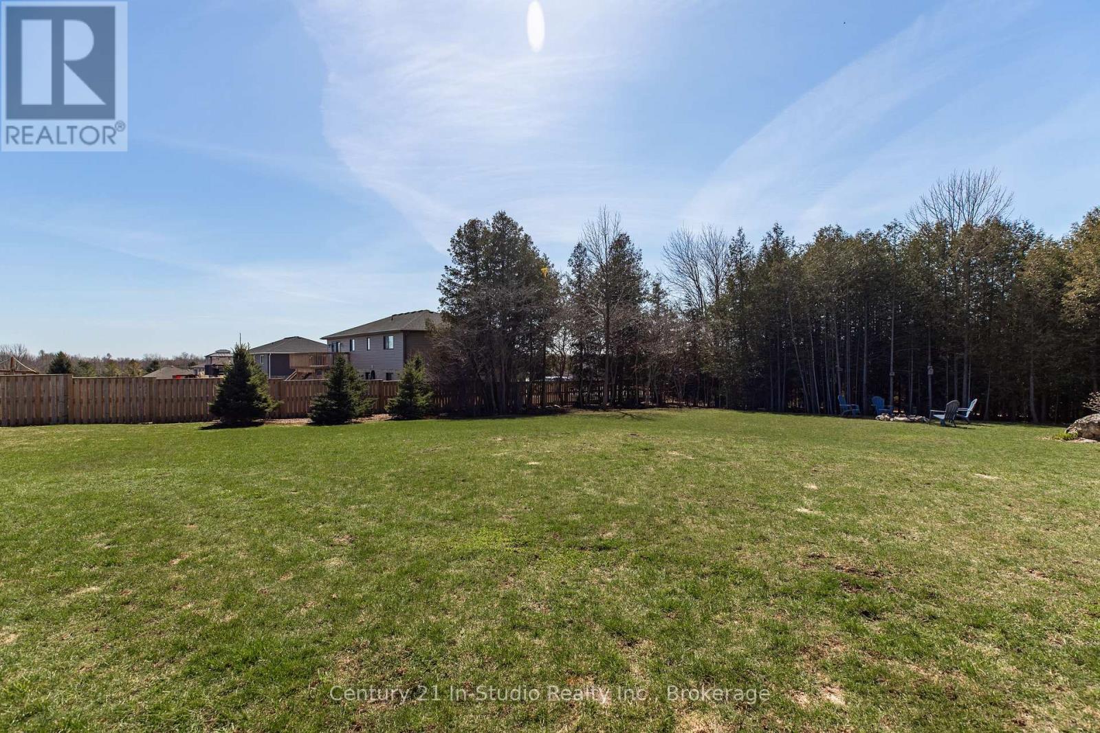 202 Meredith Way, Chatsworth, Ontario  N0H 1G0 - Photo 4 - X12098166