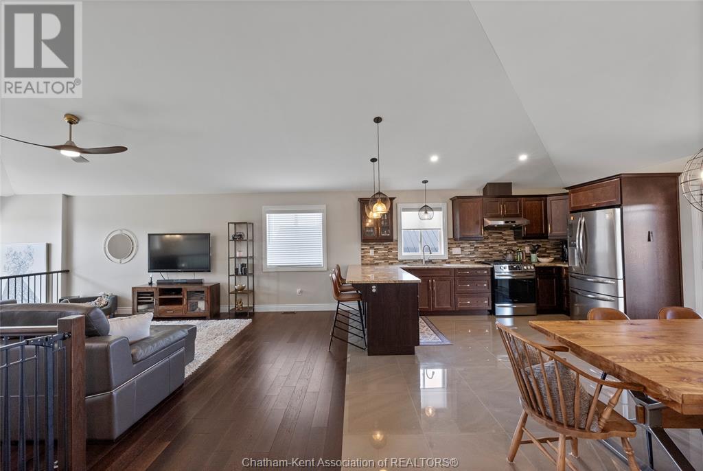 31 Peachtree Lane, Chatham, Ontario  N7L 0G3 - Photo 9 - 25008996