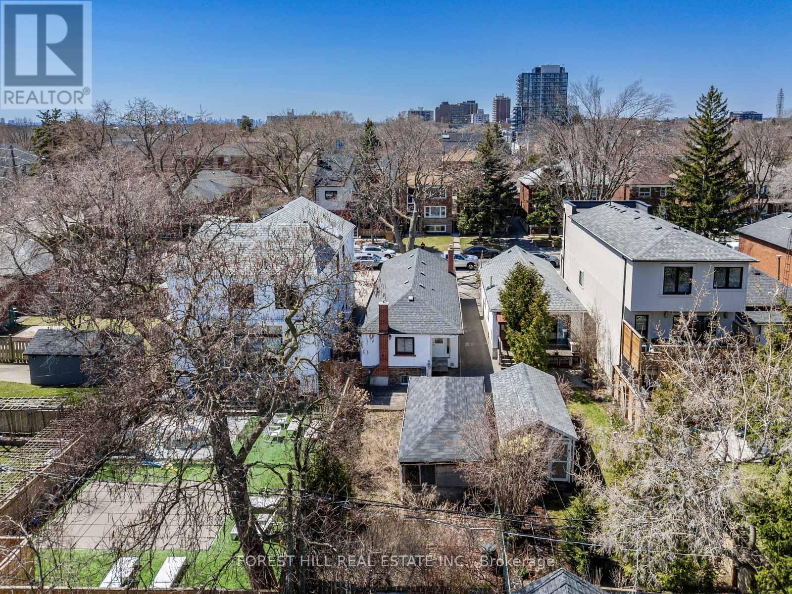 547 Atlas Avenue, Toronto, Ontario  M6C 3R5 - Photo 21 - C12098156