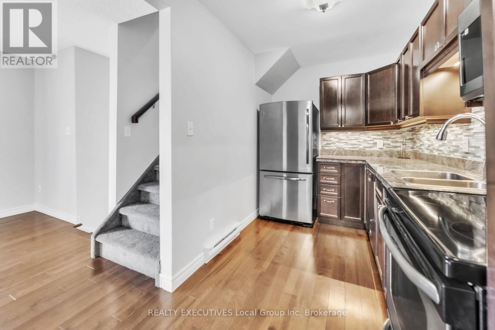 2 - 904 Premier Road, North Bay, Ontario  P1A 2H5 - Photo 10 - X12098102