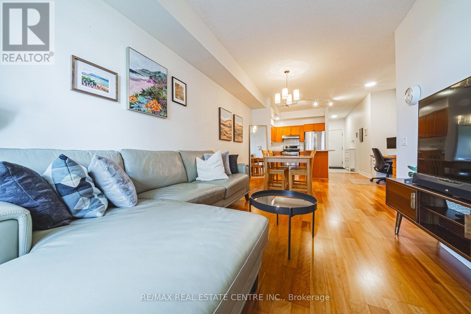 1811 - 5229 Dundas Street W, Toronto, Ontario  M9B 6L9 - Photo 17 - W12098103