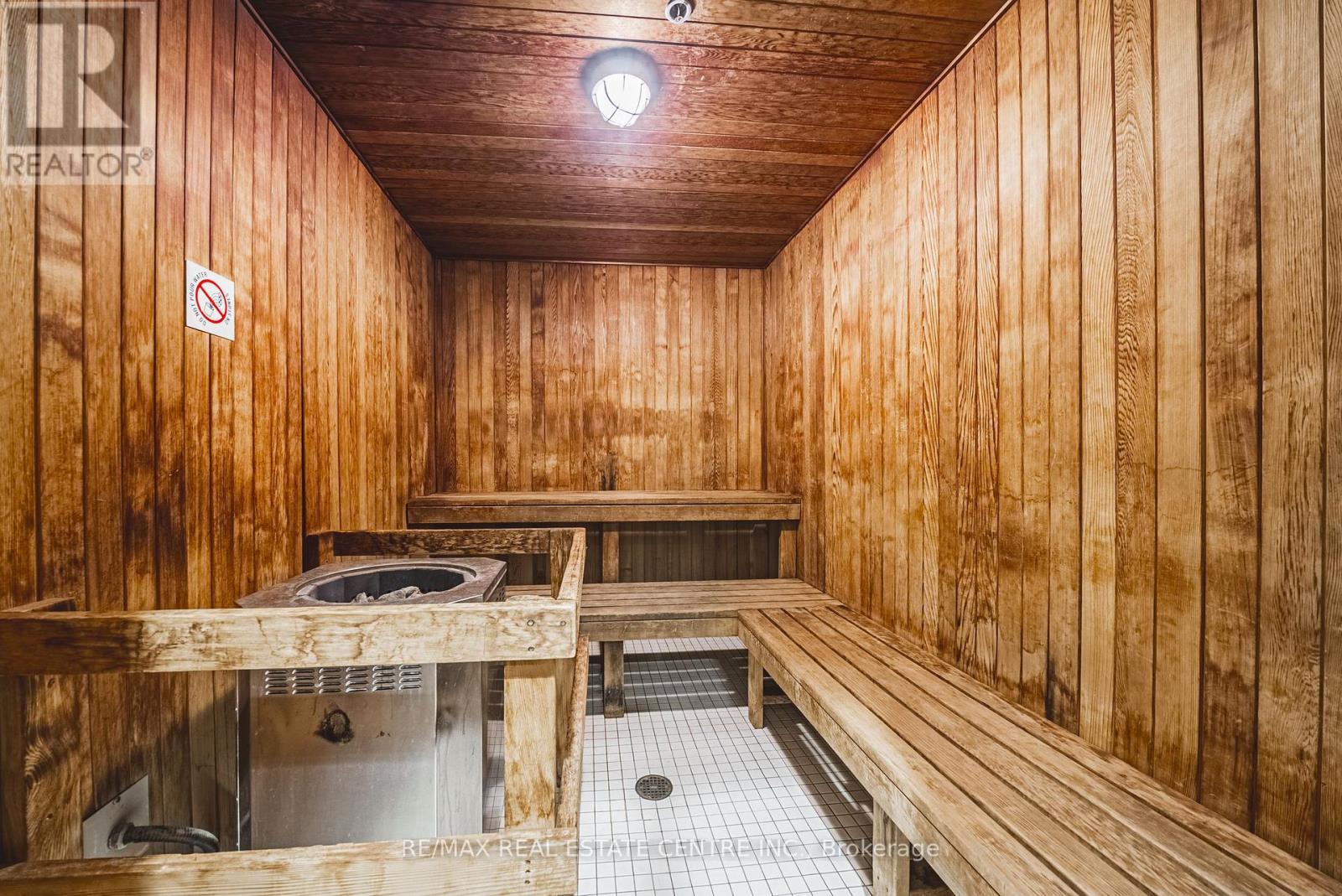 1811 - 5229 Dundas Street W, Toronto, Ontario  M9B 6L9 - Photo 26 - W12098103