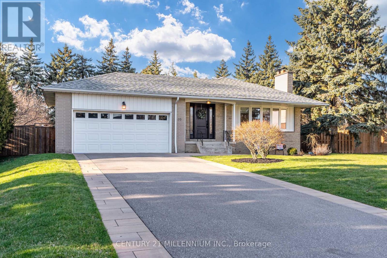 Property at 10 GREYSTONE CRESCENT image 3