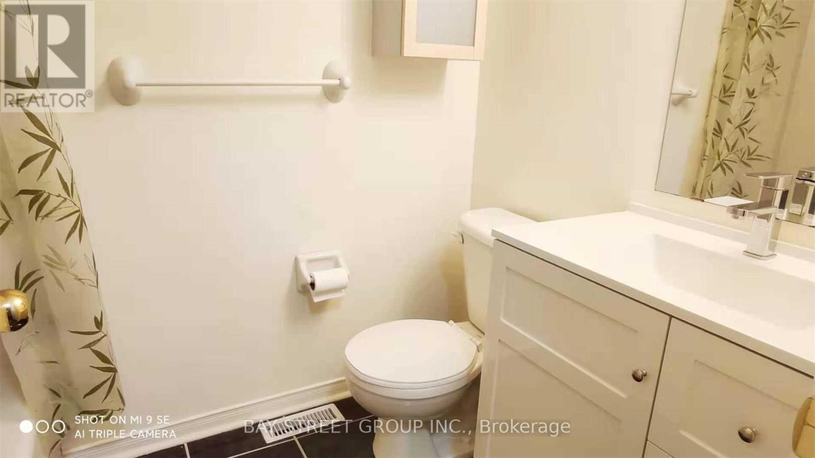 87 - 760 Lawrence Avenue W, Toronto, Ontario  M6A 1B8 - Photo 8 - W12098171