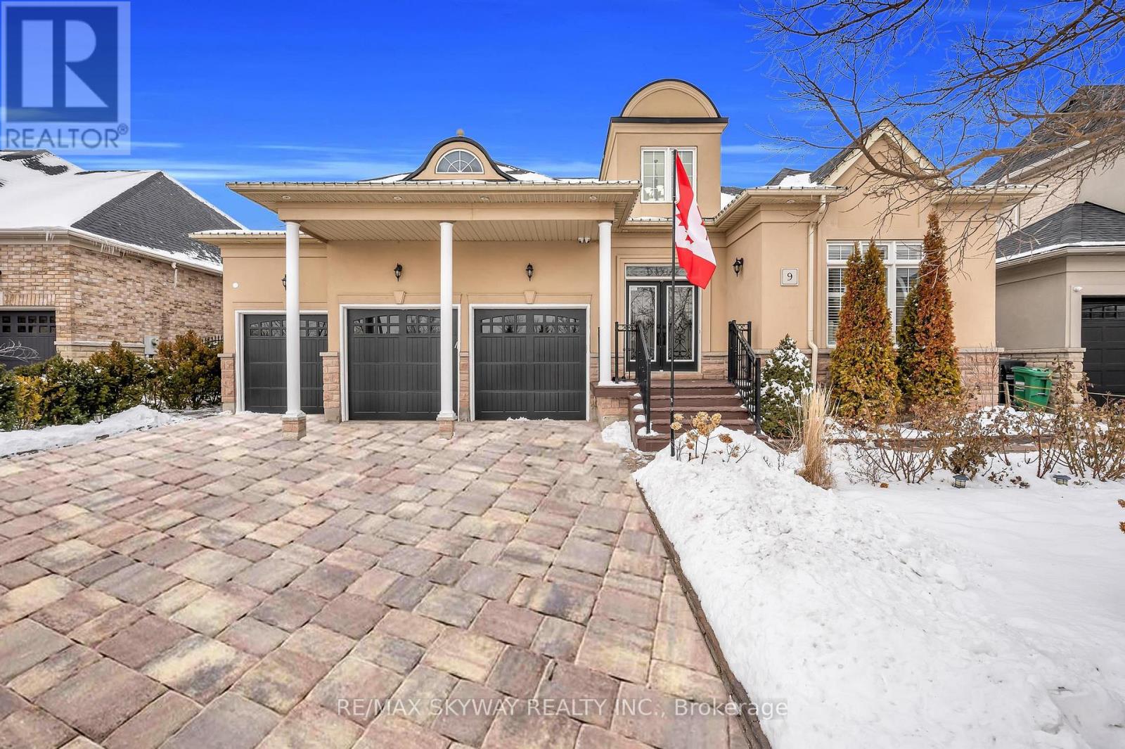 9 LOUVRE CIRCLE N, Brampton, Ontario