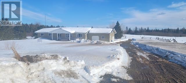 1105 Old Muskoka Road, Huntsville, Ontario  P0B 1M0 - Photo 2 - X11979145