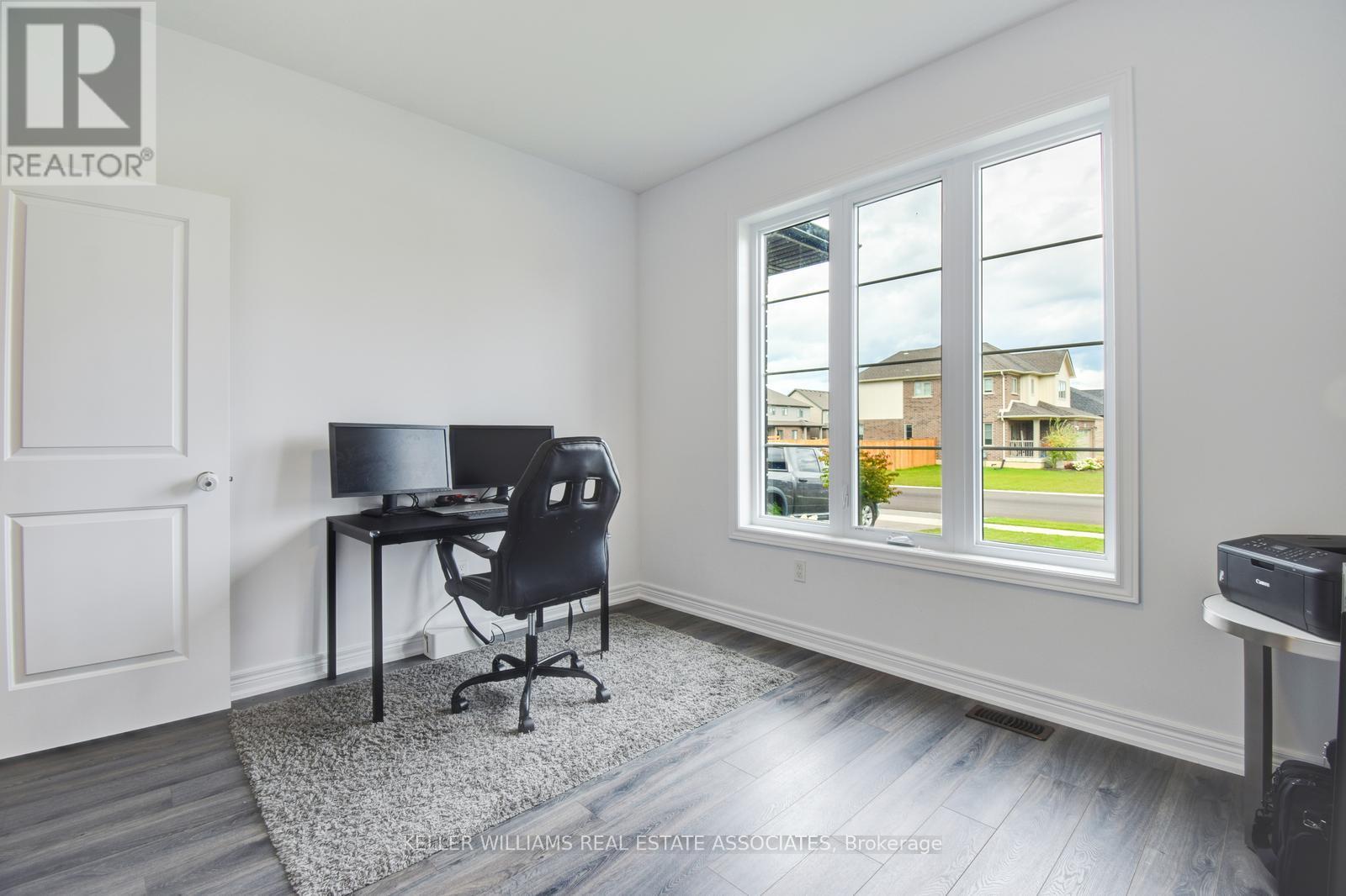 150 Eccles Avenue, West Grey, Ontario  N0G 1R0 - Photo 17 - X12098184