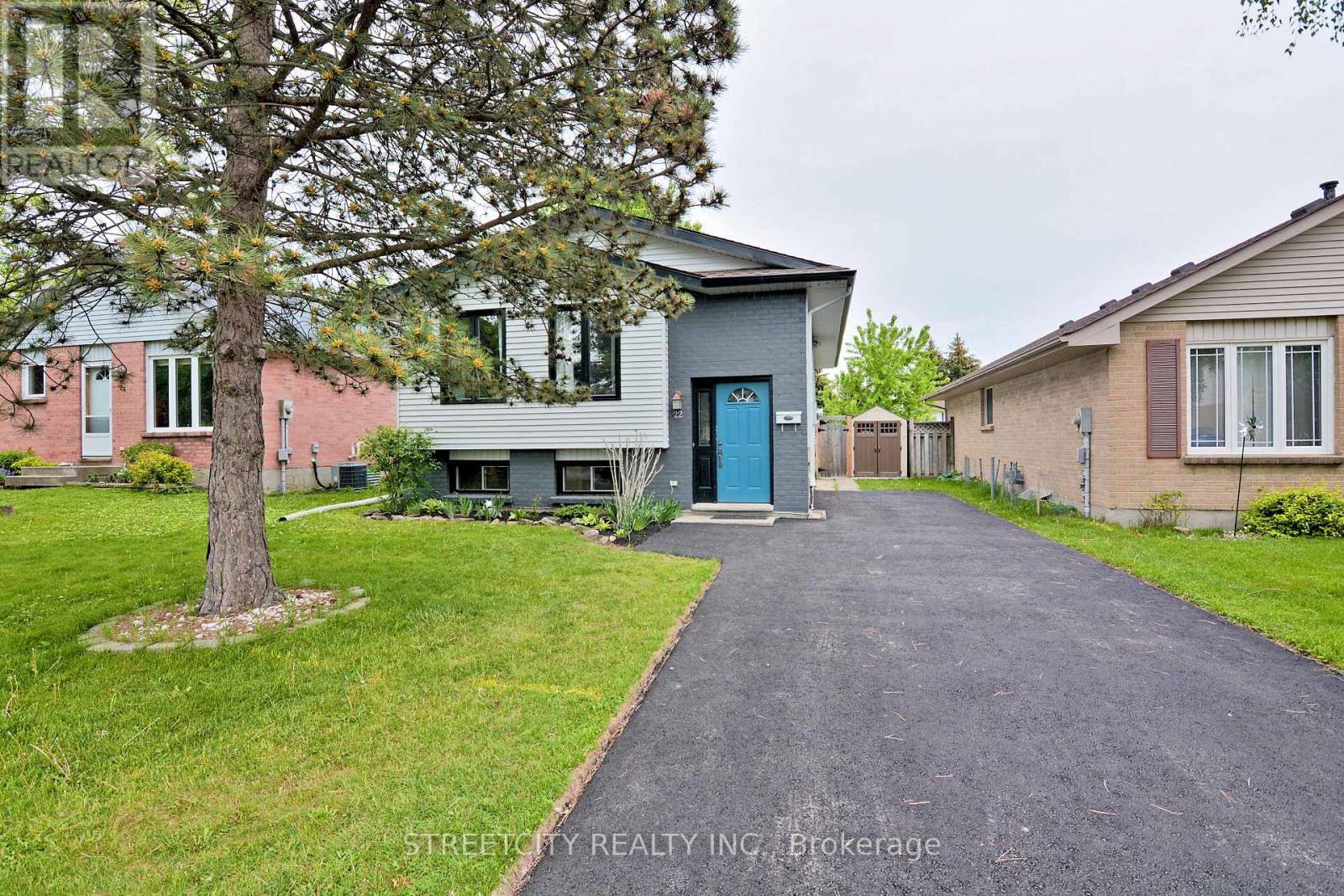 Property at 22 ERICA CRESCENT S image 4