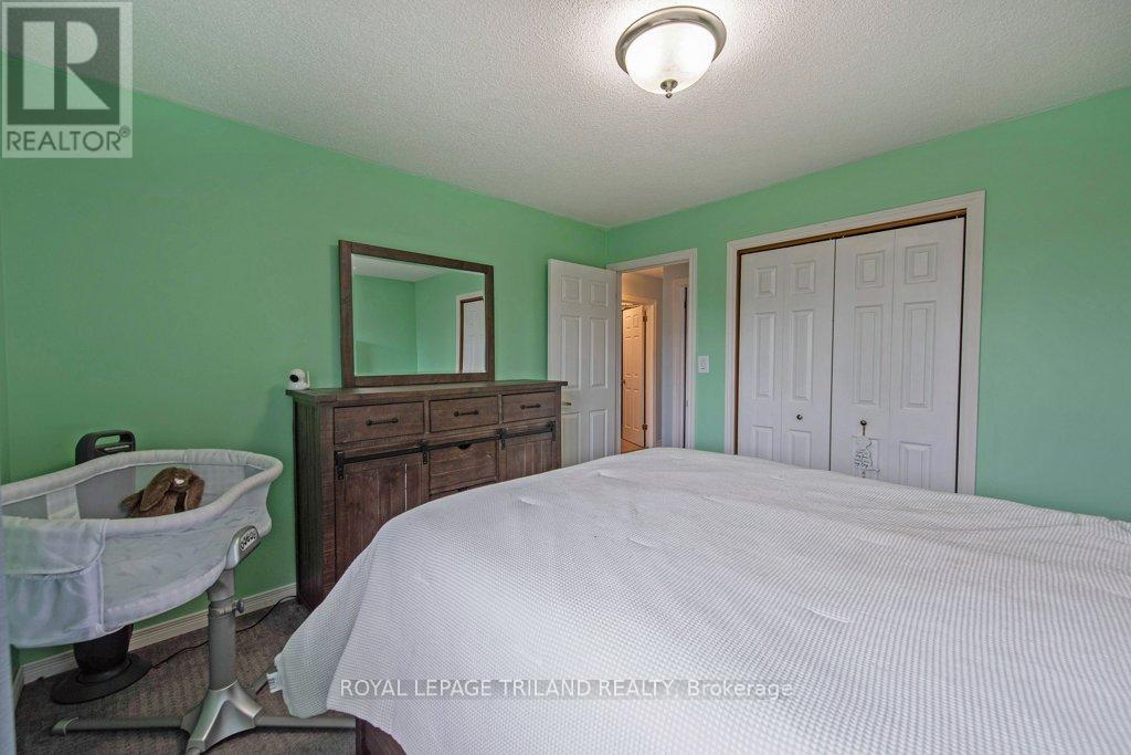 7 Golding Place, St. Thomas, Ontario  N5R 6B6 - Photo 22 - X12098365