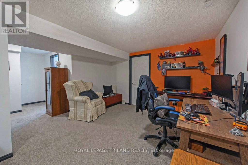 7 Golding Place, St. Thomas, Ontario  N5R 6B6 - Photo 32 - X12098365
