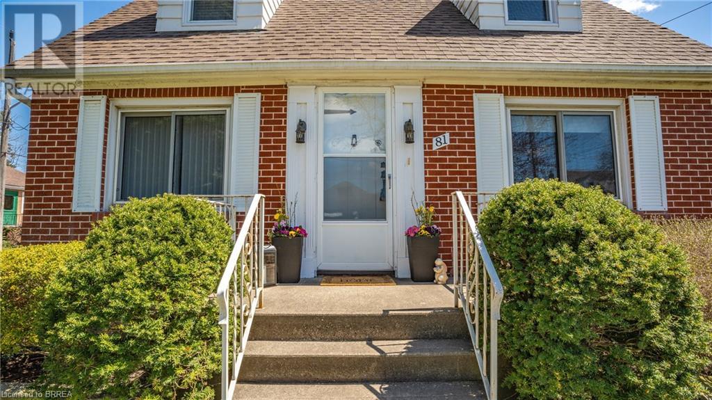 Property at 81 LYONS Avenue image 2