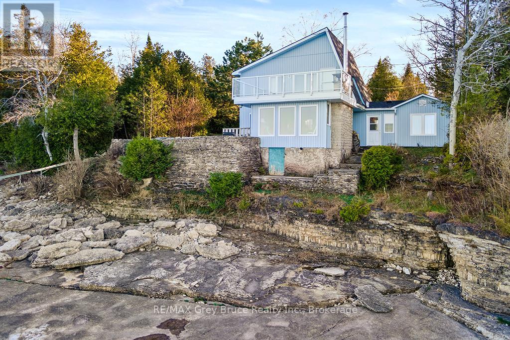 94 Isthmus Bay Road, Northern Bruce Peninsula, Ontario  N0H 1W0 - Photo 19 - X12077070