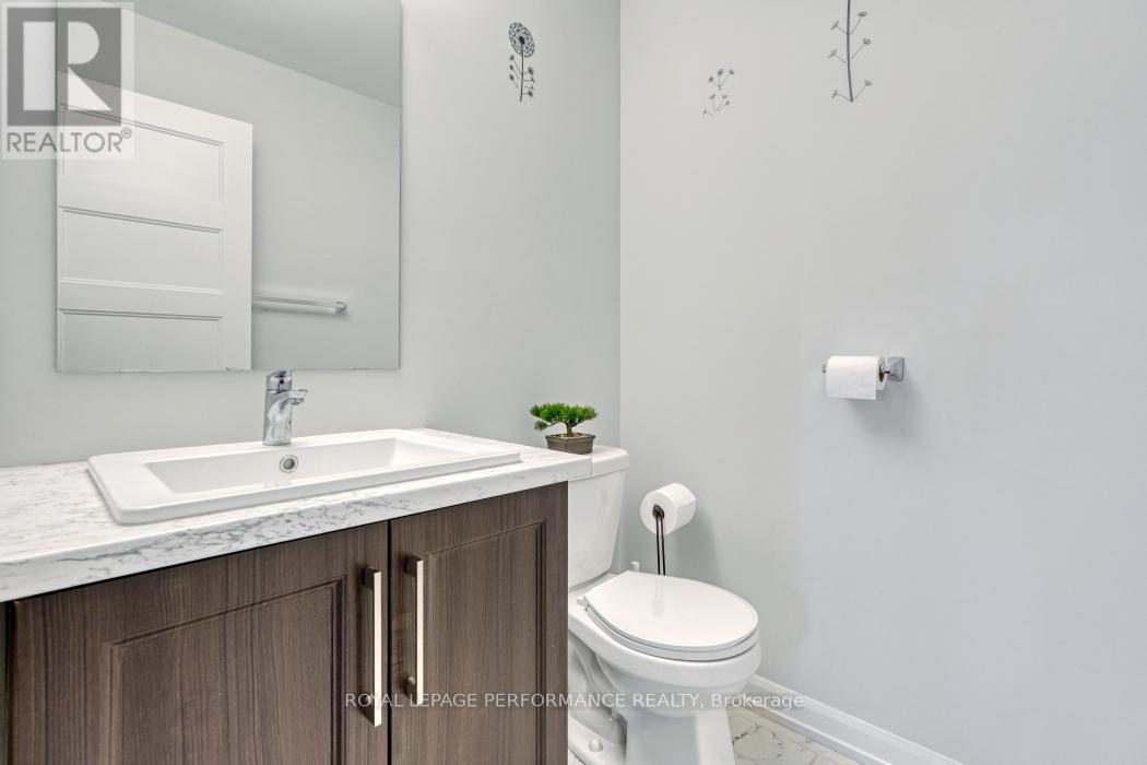 658 Chillon Street, Alfred And Plantagenet, Ontario  K0A 3K0 - Photo 13 - X12098347