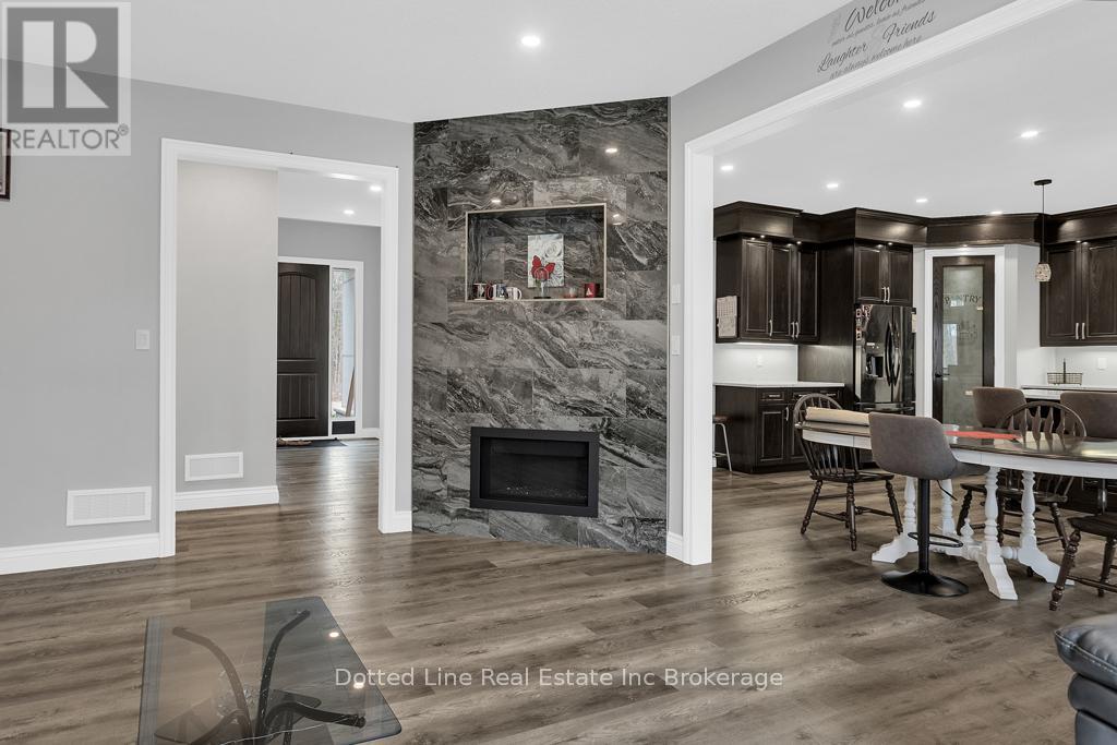 46 St Johns Road W, Norfolk, Ontario  N3Y 4K1 - Photo 11 - X12098228