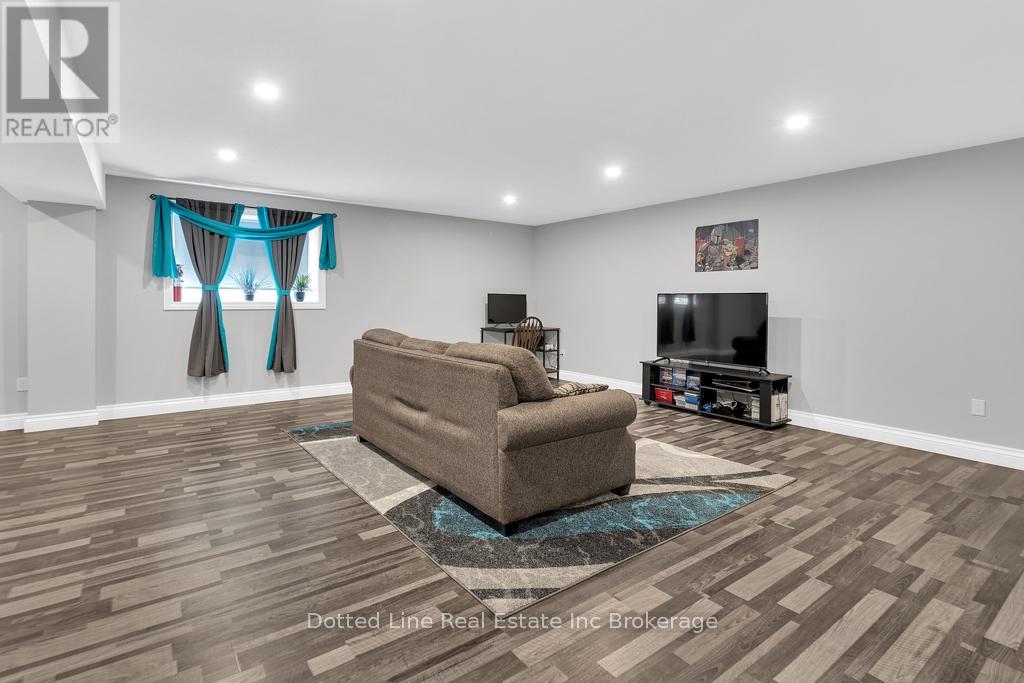 46 St Johns Road W, Norfolk, Ontario  N3Y 4K1 - Photo 26 - X12098228