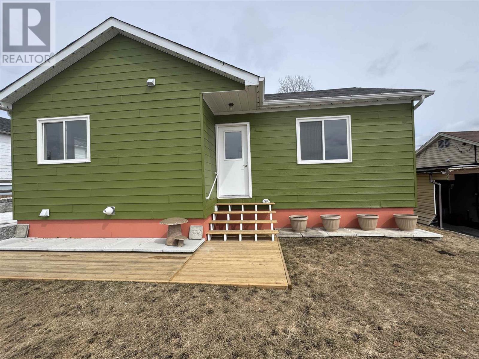 5 Falcon Dr, Manitouwadge, Ontario  P0T 2C0 - Photo 44 - TB250842
