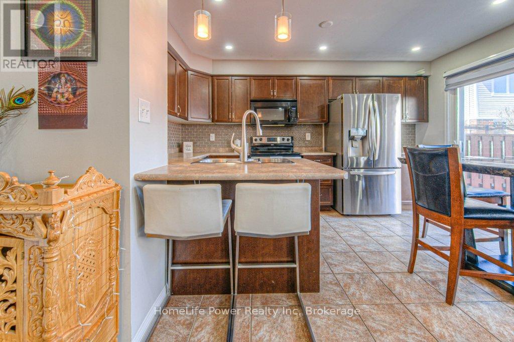 7 Abbott Crescent, Cambridge, Ontario  N3C 0C8 - Photo 12 - X12098292