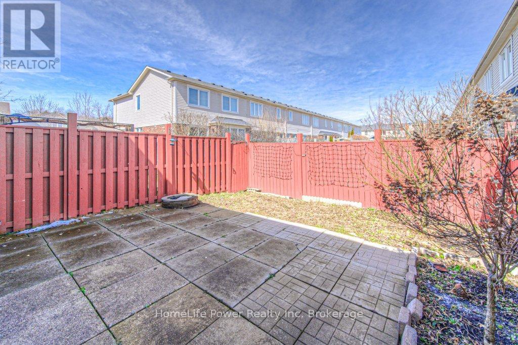 7 Abbott Crescent, Cambridge, Ontario  N3C 0C8 - Photo 32 - X12098292