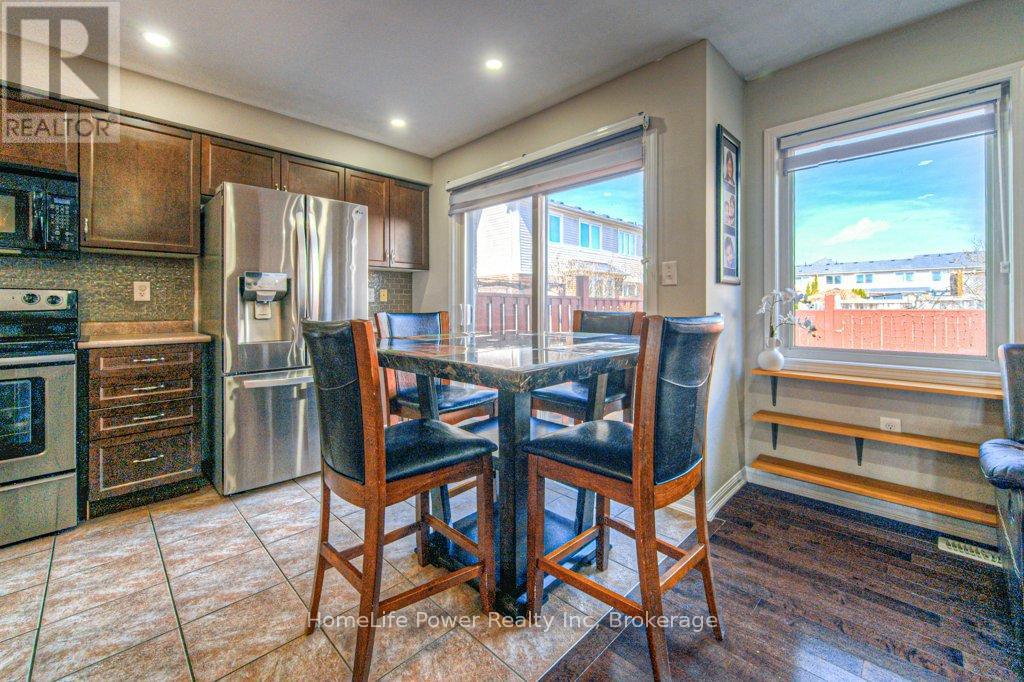 7 Abbott Crescent, Cambridge, Ontario  N3C 0C8 - Photo 9 - X12098292