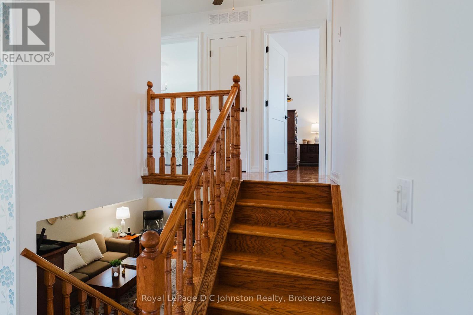 672 Christopher Drive, Saugeen Shores, Ontario  N0H 2C3 - Photo 12 - X12098345