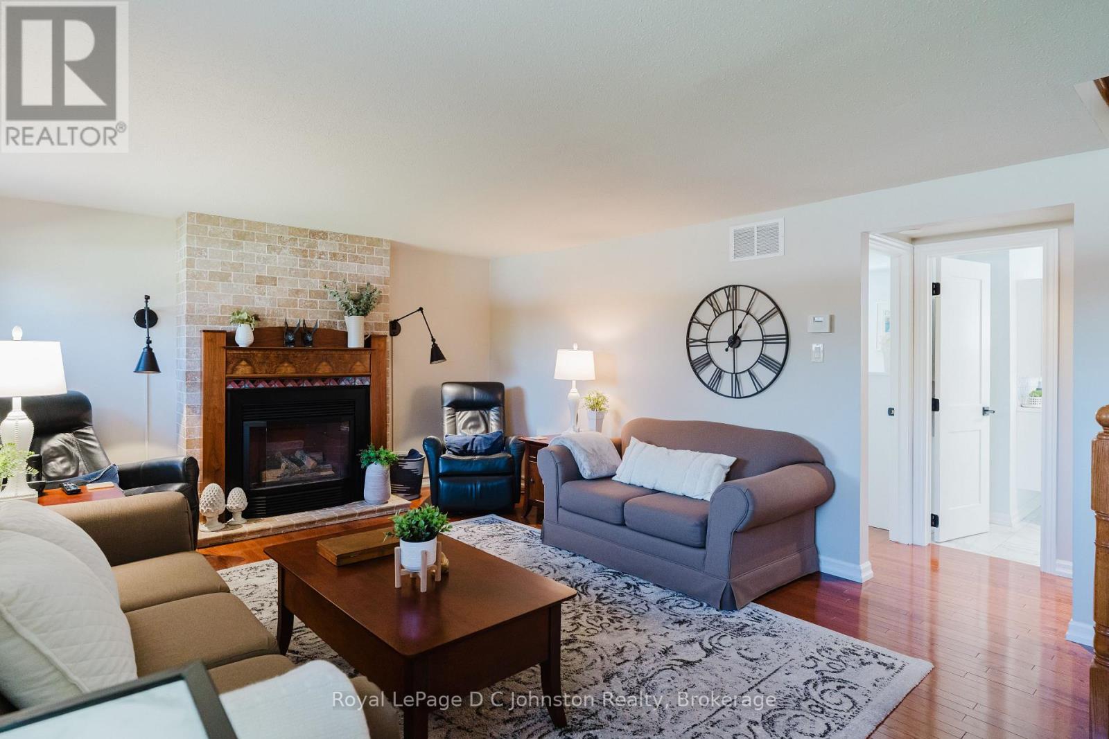 672 Christopher Drive, Saugeen Shores, Ontario  N0H 2C3 - Photo 21 - X12098345