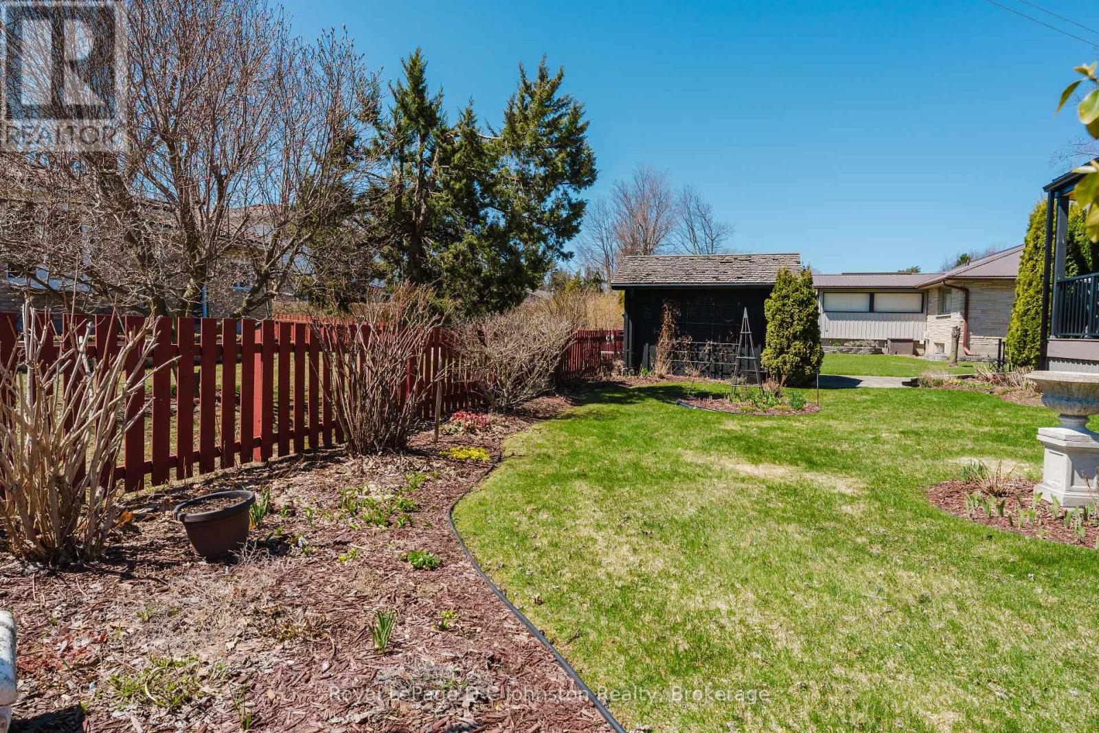 672 Christopher Drive, Saugeen Shores, Ontario  N0H 2C3 - Photo 43 - X12098345