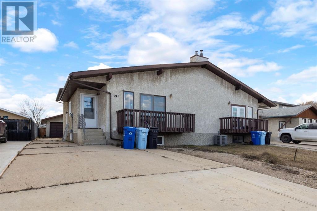 Property at 191 Cochrane Crescent image 1