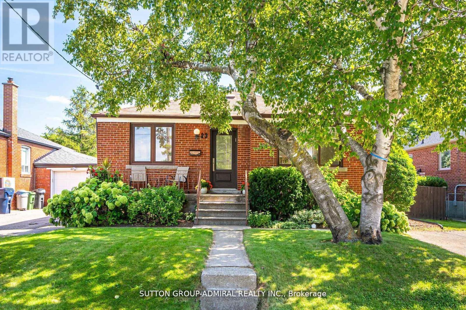 Property at 23 VINCI CRESCENT image 1