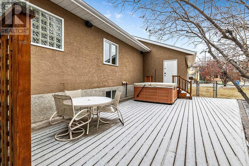 93 Mckenzie Lake Point Se, Calgary, Alberta  T2Z 1L7 - Photo 36 - A2211608