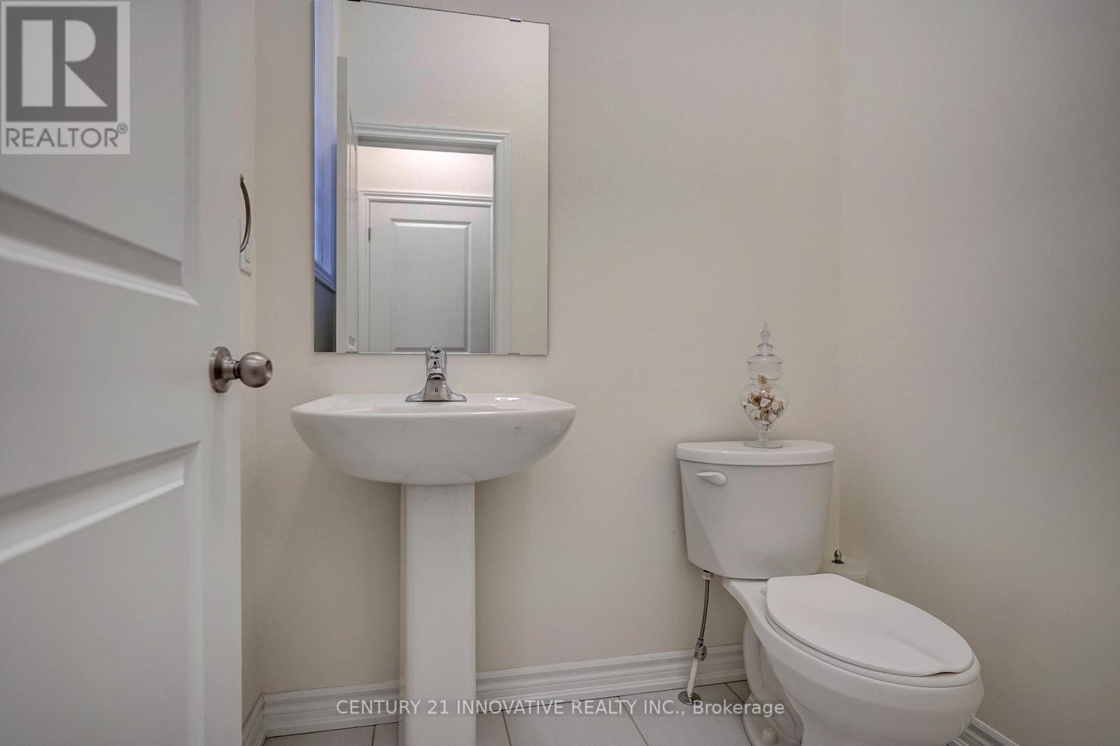 Property at 24 VAN WART STREET image 5