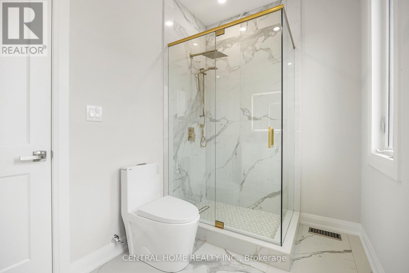 2950 Elgin Mills Road E, Markham, Ontario  L6C 1K9 - Photo 12 - N12078087