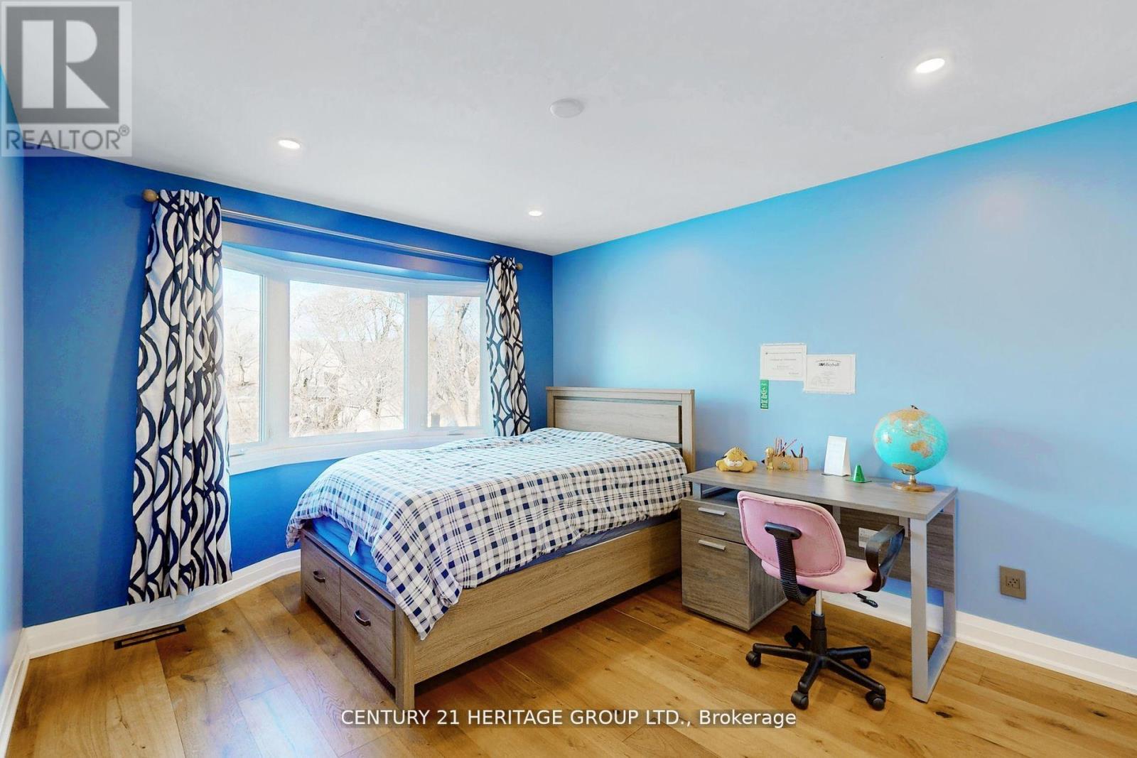 23 Gilbank Drive, Aurora, Ontario  L4G 5G5 - Photo 18 - N12098363
