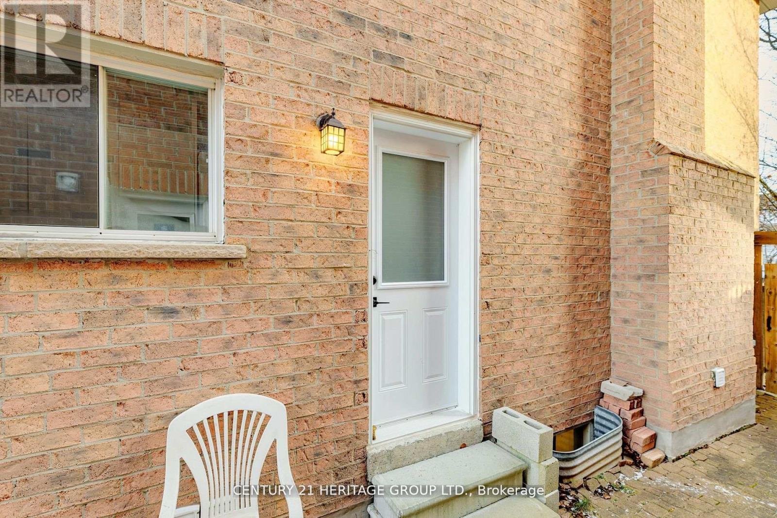 23 Gilbank Drive, Aurora, Ontario  L4G 5G5 - Photo 37 - N12098363