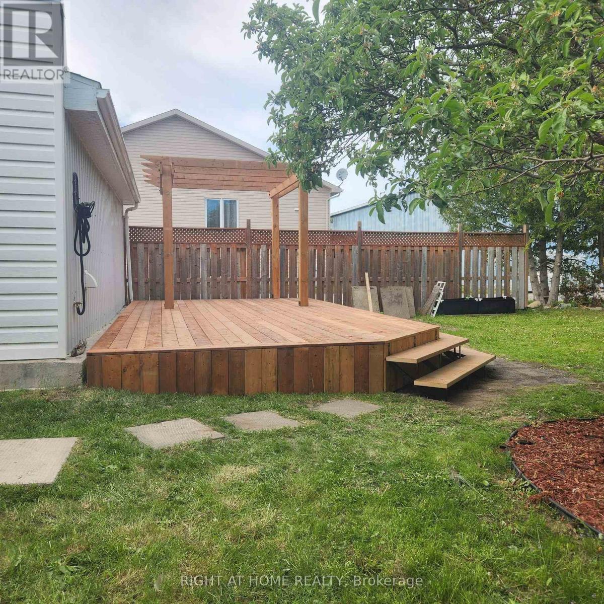 4529 St. Catherine Street, The Nation, Ontario  K0C 2B0 - Photo 18 - X12093452
