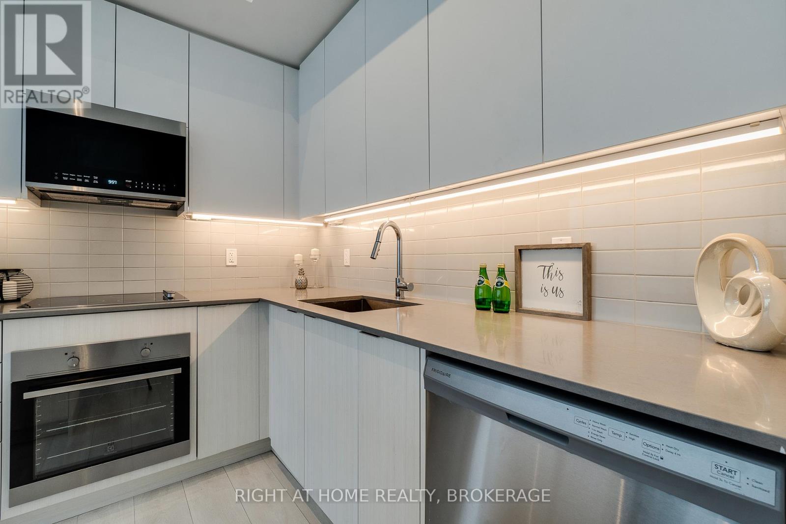 345 - 2485 Taunton Road, Oakville (Ro River Oaks), Ontario  L6H 6M3 - Photo 26 - W12098200