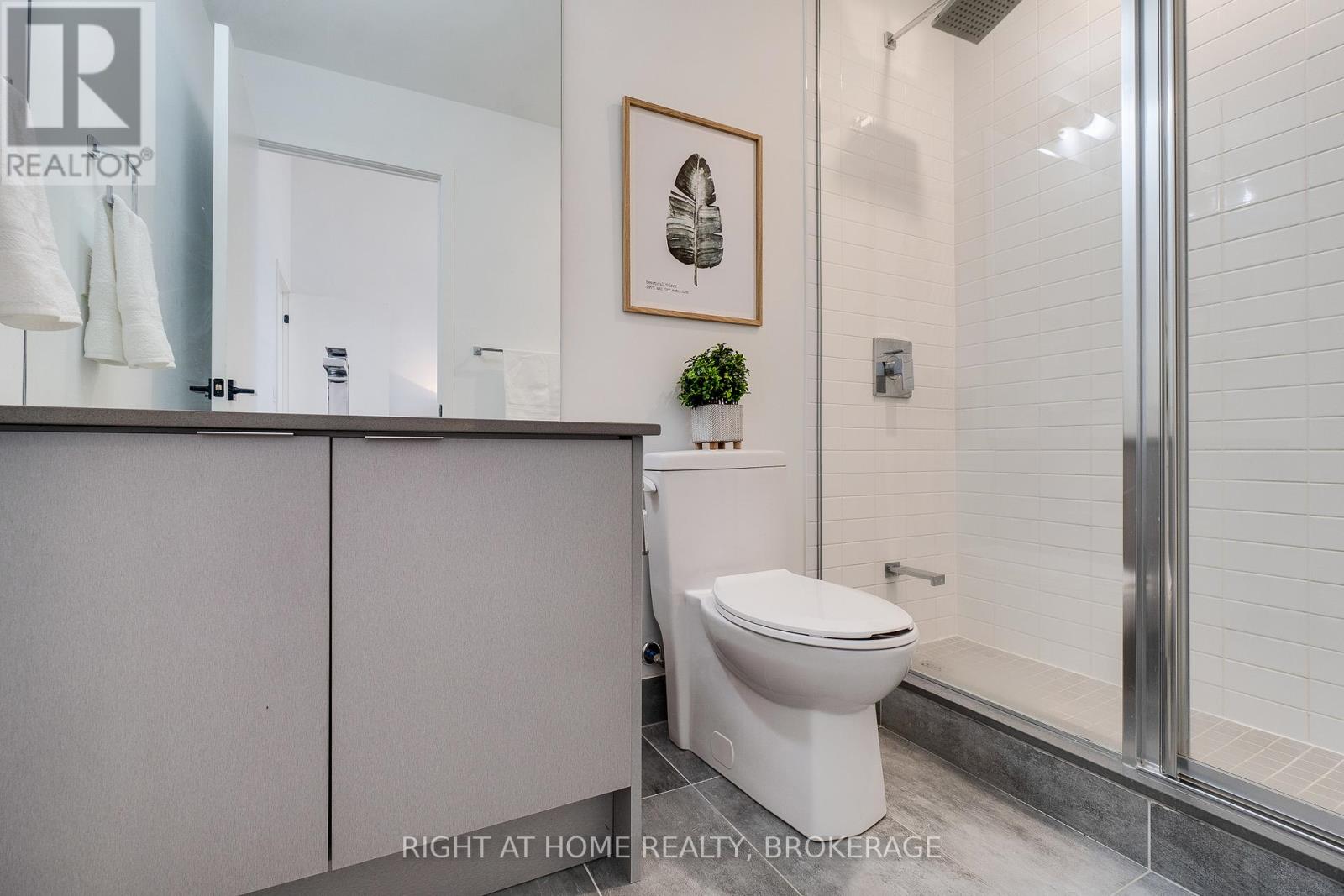 345 - 2485 Taunton Road, Oakville (Ro River Oaks), Ontario  L6H 6M3 - Photo 32 - W12098200