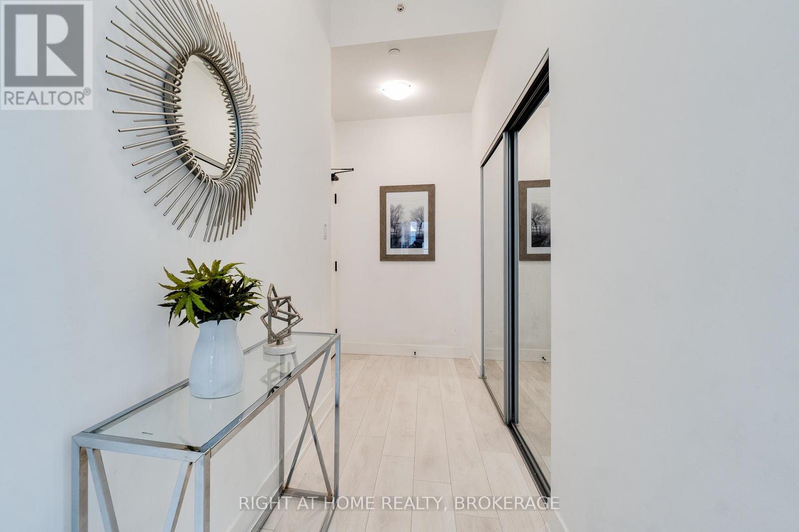 345 - 2485 Taunton Road, Oakville (Ro River Oaks), Ontario  L6H 6M3 - Photo 6 - W12098200