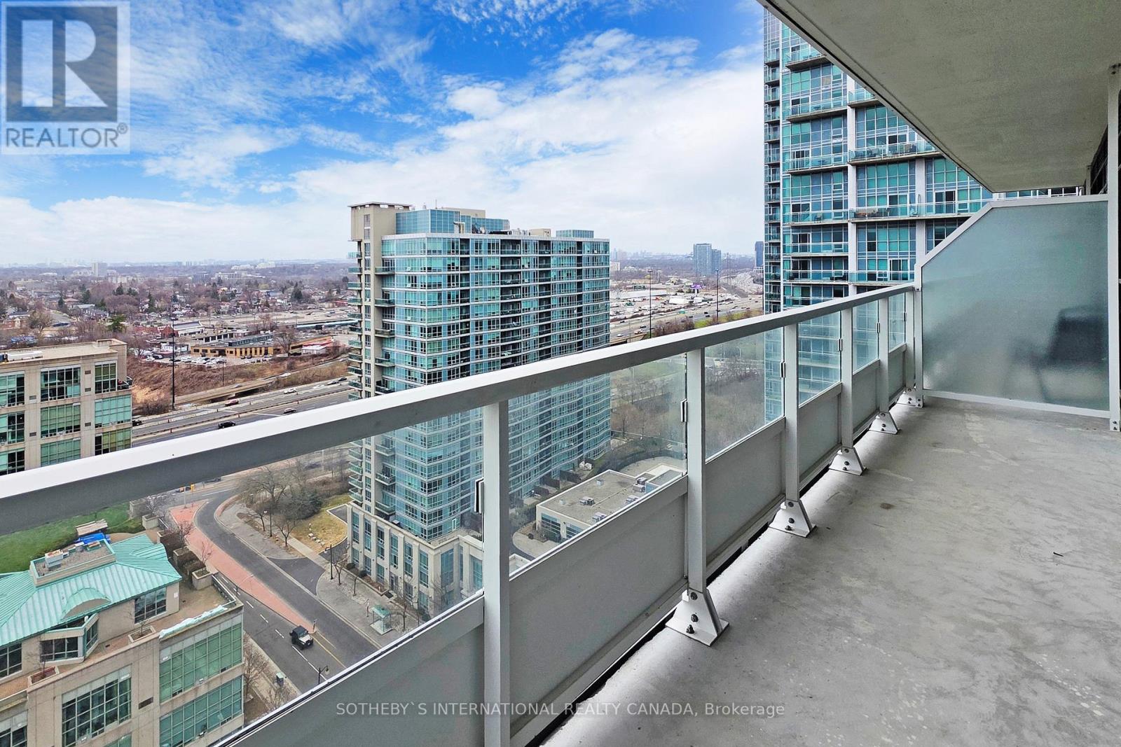 2011 - 251 Manitoba Street, Toronto, Ontario  M8Y 0C7 - Photo 37 - W12098217