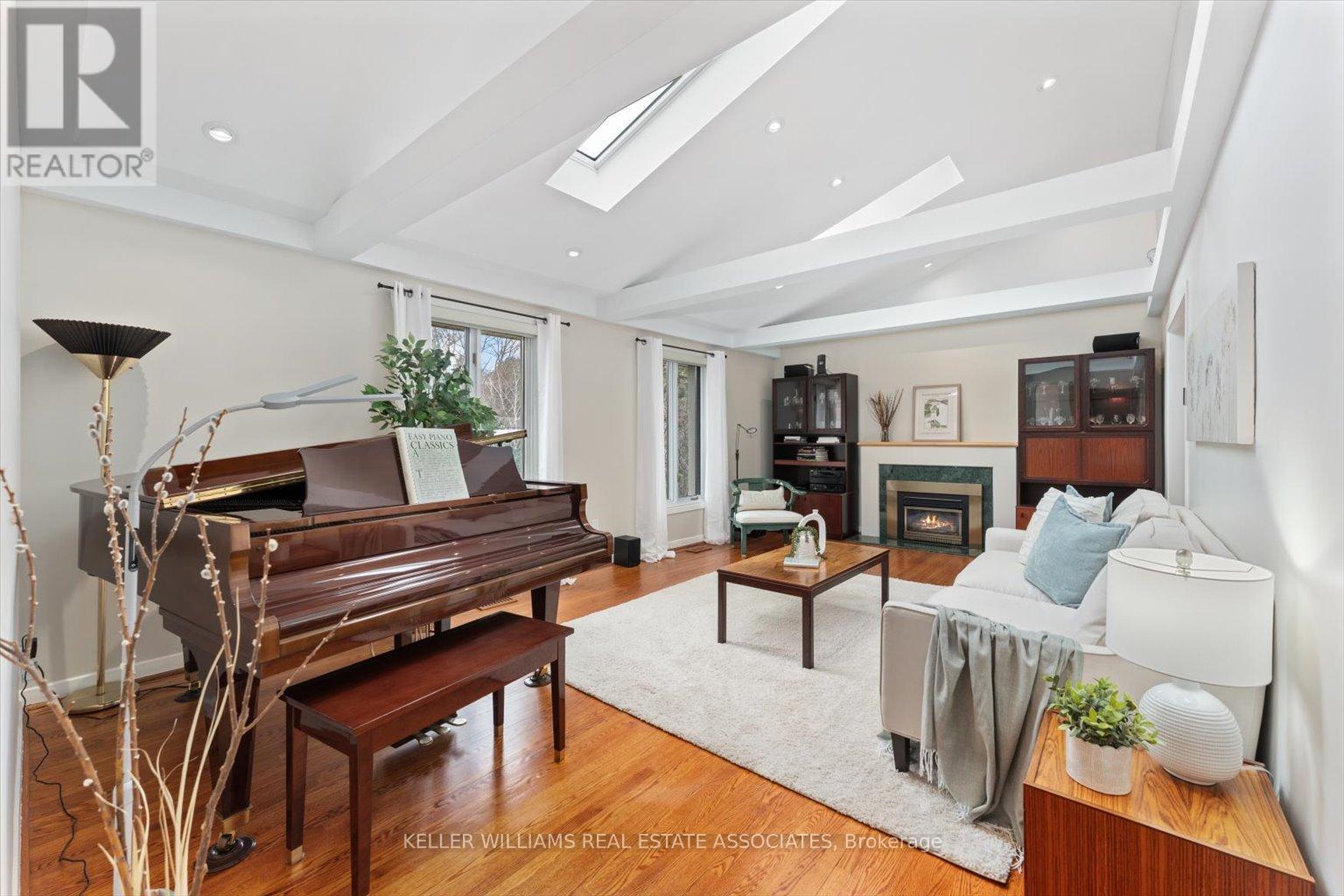 Property at 1443 BIRCHWOOD DRIVE image 2