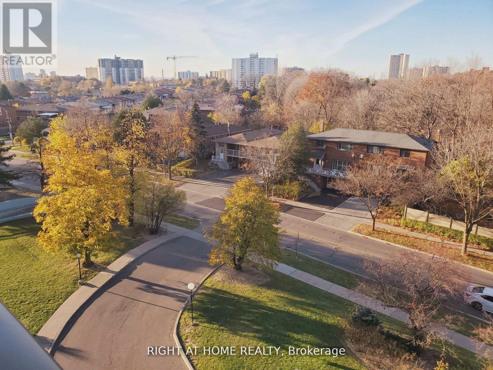 607 - 235 Grandravine Drive, Toronto, Ontario  M3N 1J2 - Photo 14 - W12098254