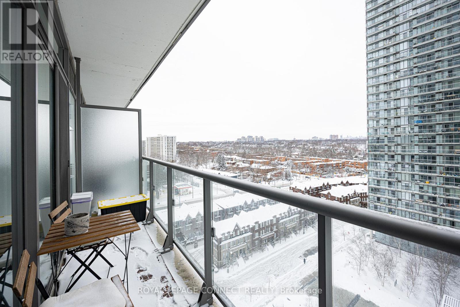 1215 - 105 The Queensway, Toronto, Ontario  M6S 5B5 - Photo 22 - W12098297
