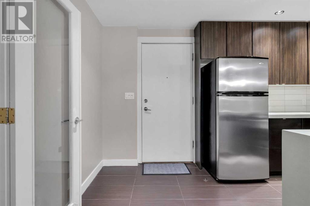 Property at 102, 788 12 Avenue SW image 4