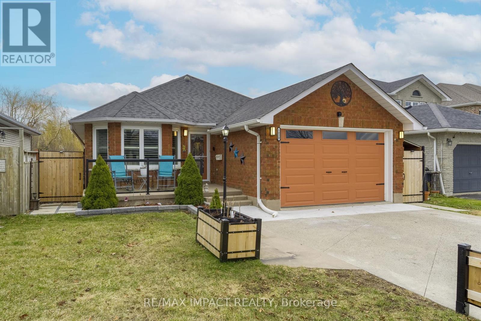 Property at 1028 TILLISON AVENUE image 2