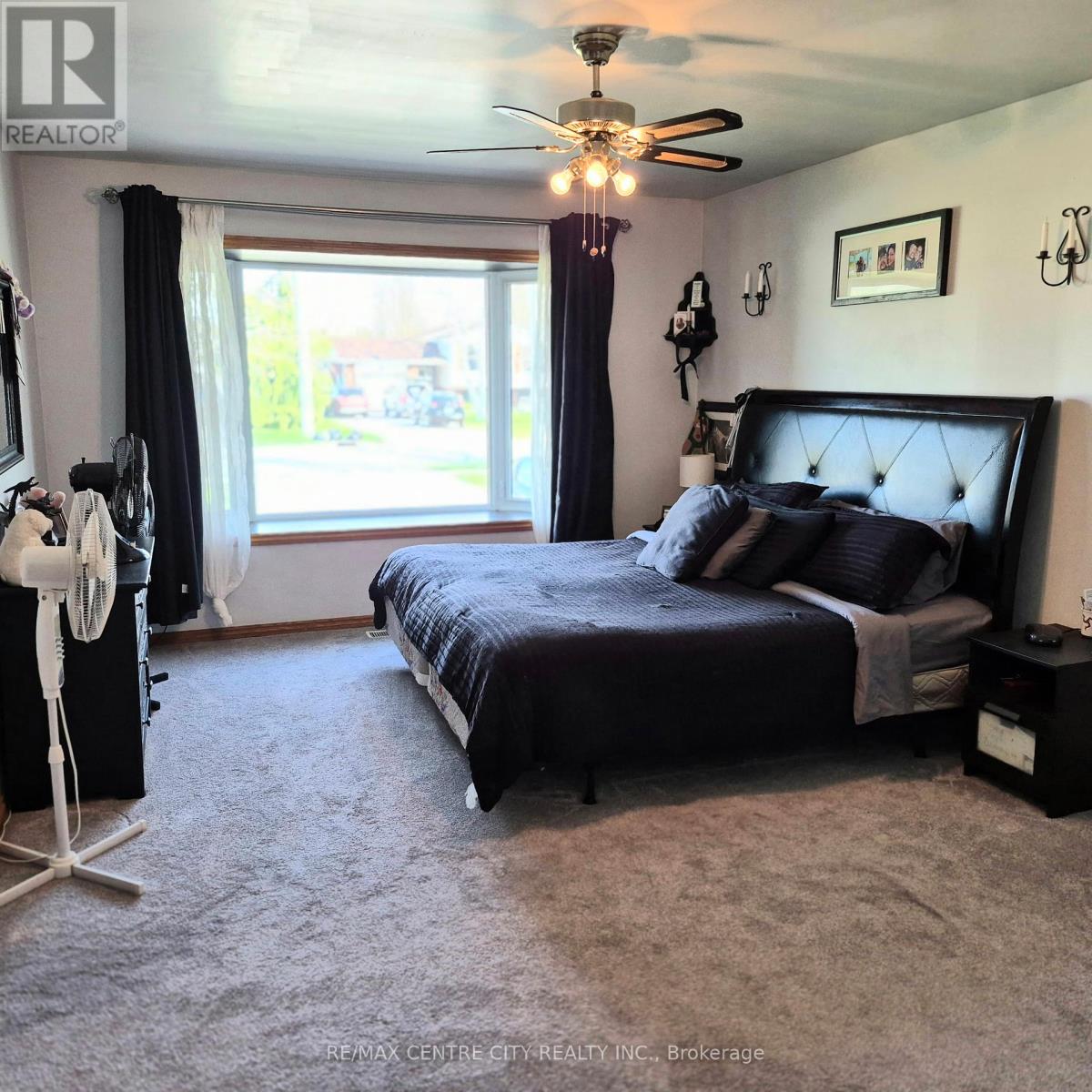 212 Queen Street, West Elgin (Rodney), Ontario  N0L 2C0 - Photo 28 - X12098384
