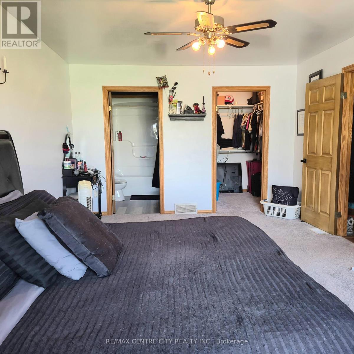 212 Queen Street, West Elgin (Rodney), Ontario  N0L 2C0 - Photo 29 - X12098384