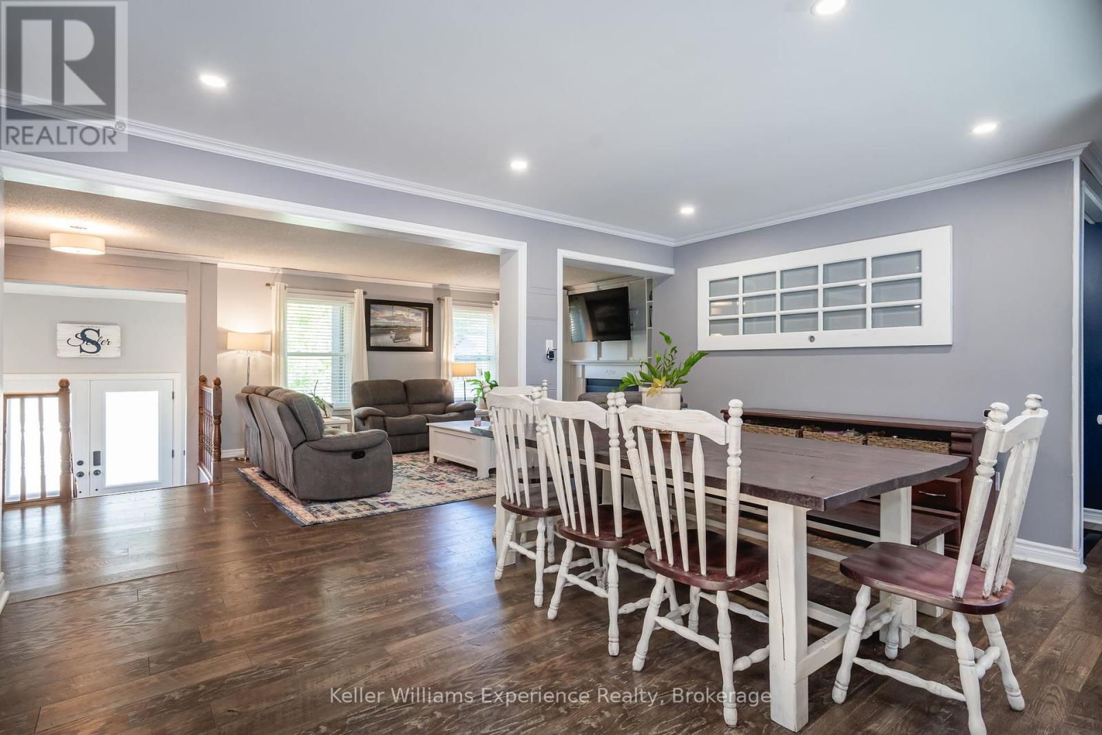 78 John Dillingno Street, Tay, Ontario  L0K 2A0 - Photo 16 - S12098480