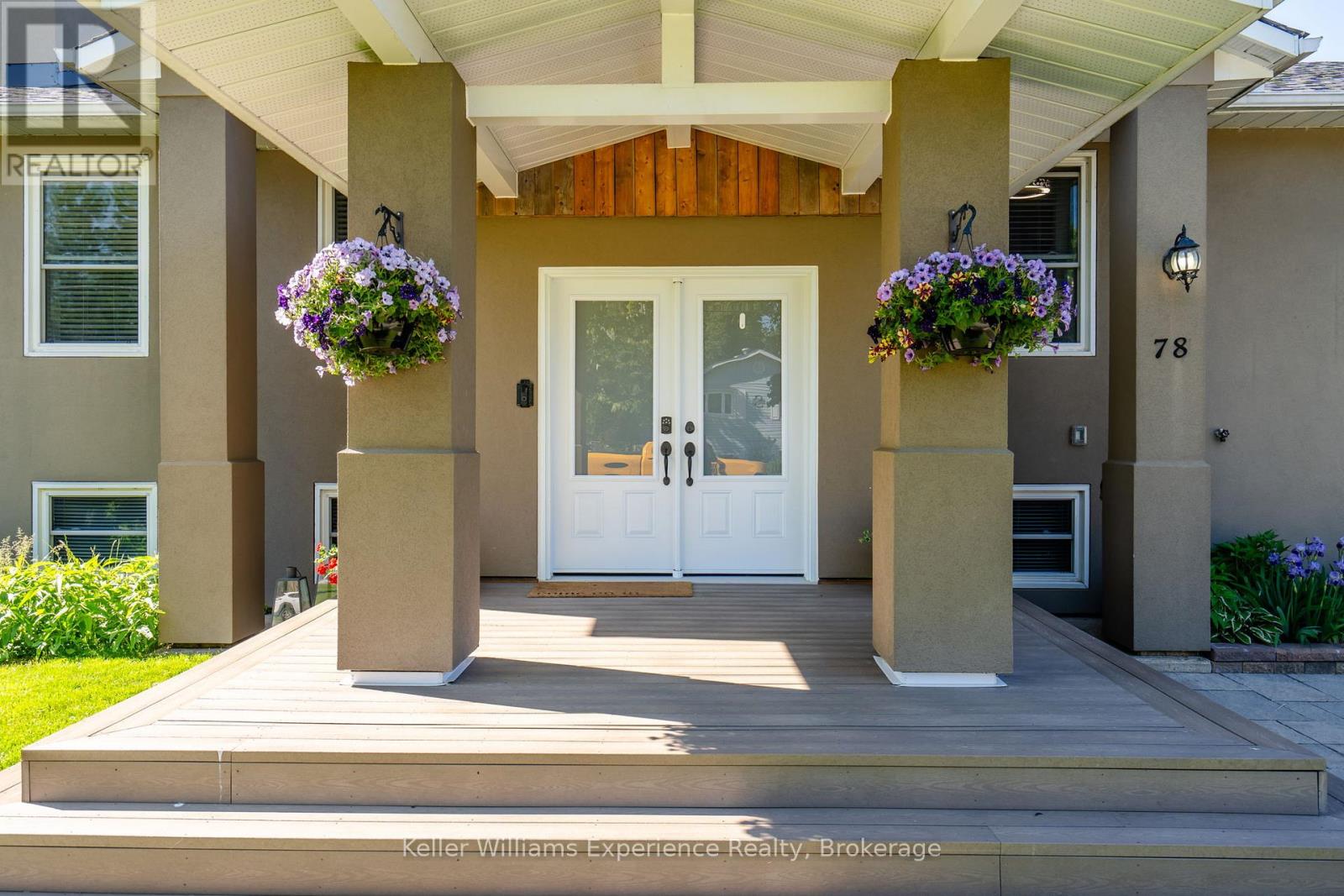 78 John Dillingno Street, Tay, Ontario  L0K 2A0 - Photo 3 - S12098480
